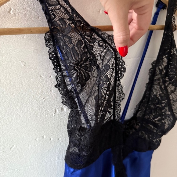 La Vie en Rose Electric Blue Satin Slip Dress with Black Lace - Picture 3 of 9